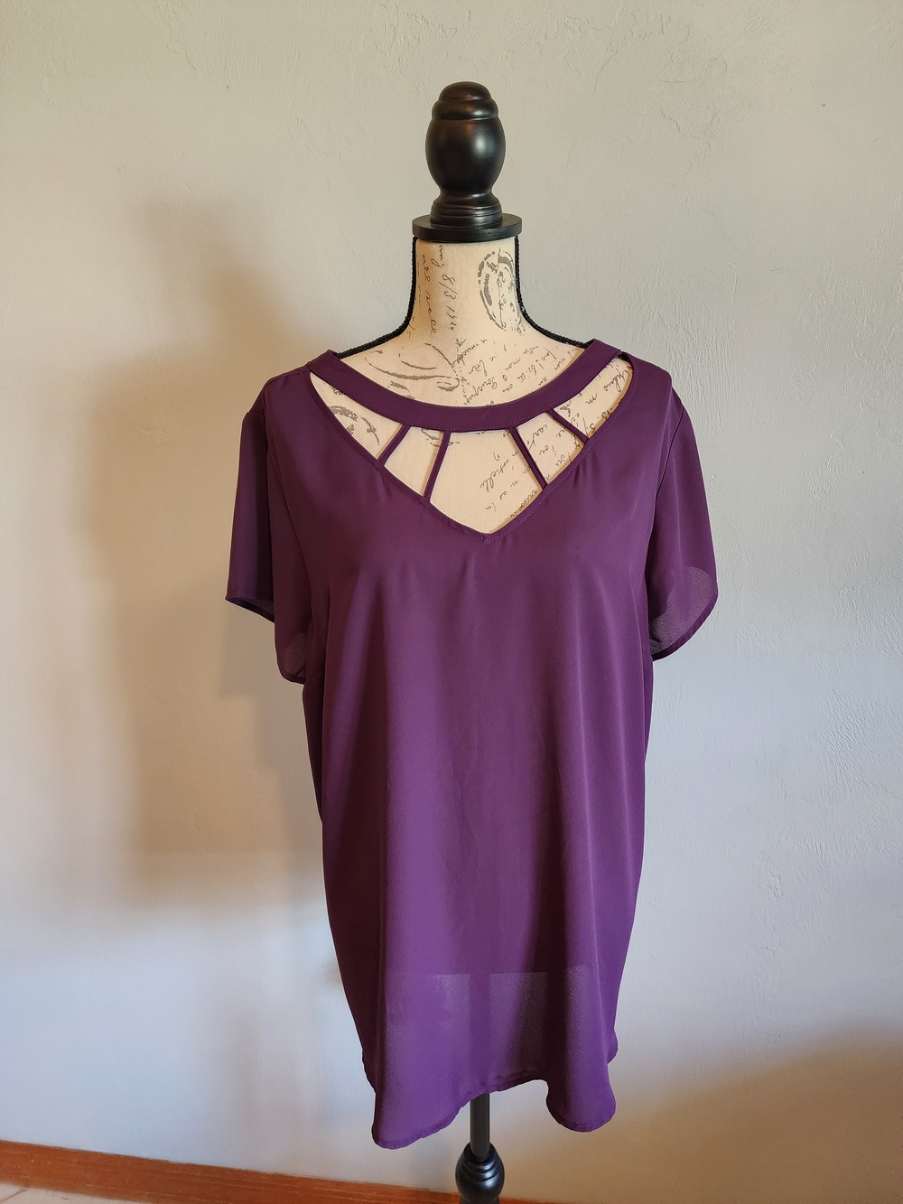 Torrid Purple Cutout Neck Short Sleeve Blouse